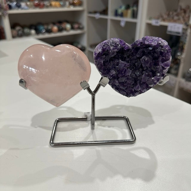 Double Heart Stand - Large