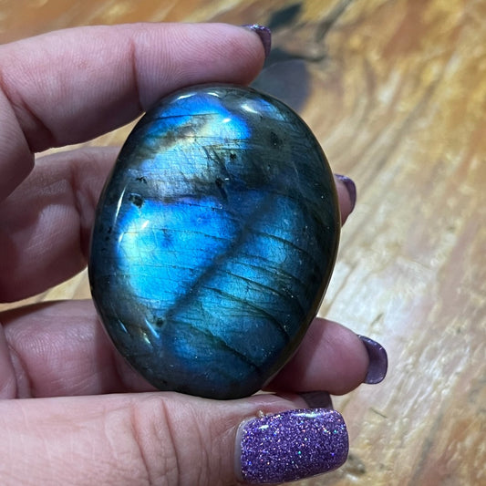 Labradorite Palmstone