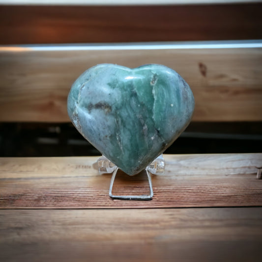 Green Kyanite Heart