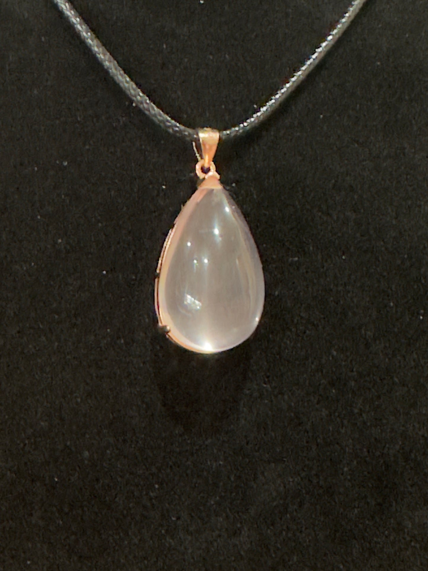 Rose Quartz Quartz Pendant - Stunning!!