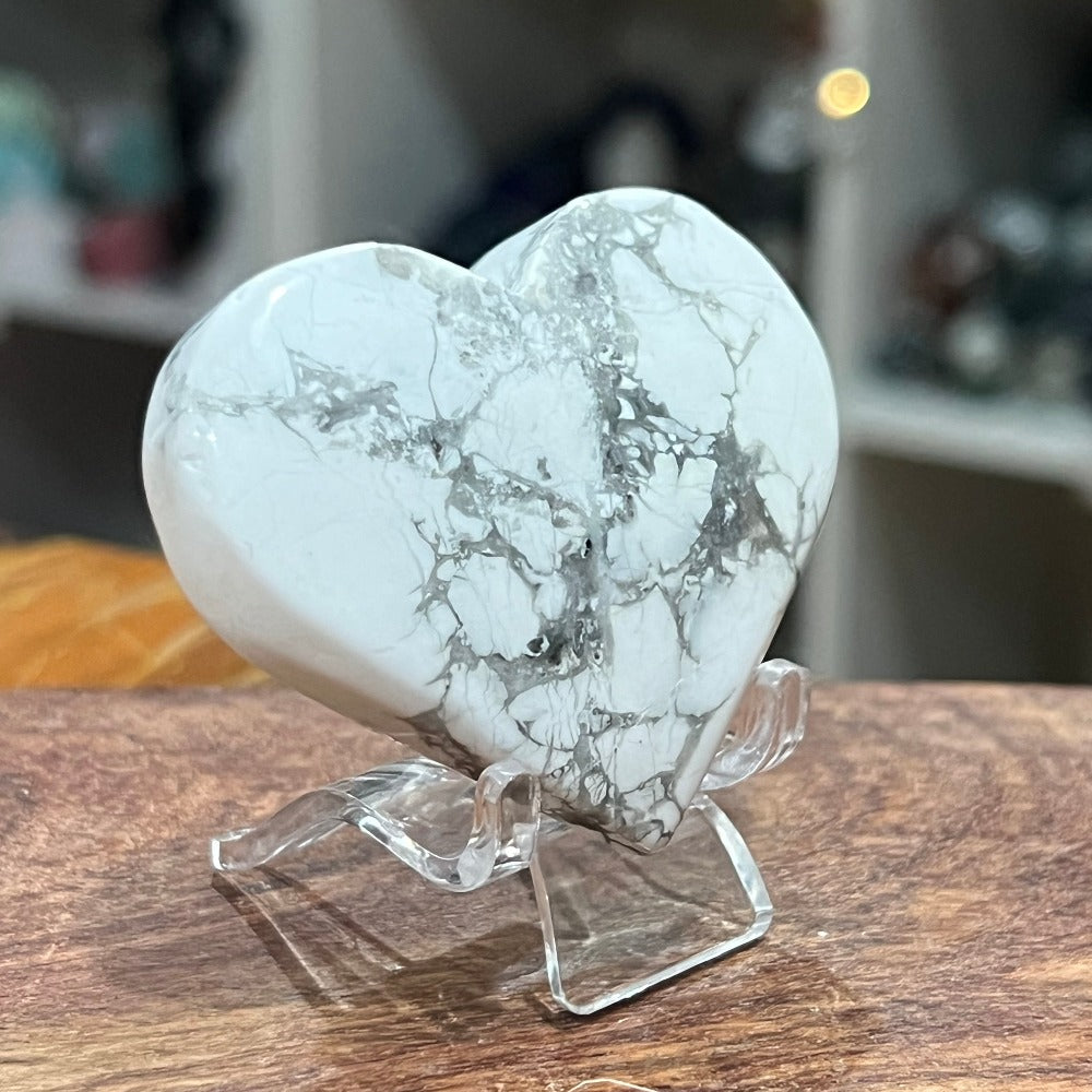 Howlite Heart – Crystals by Sisters