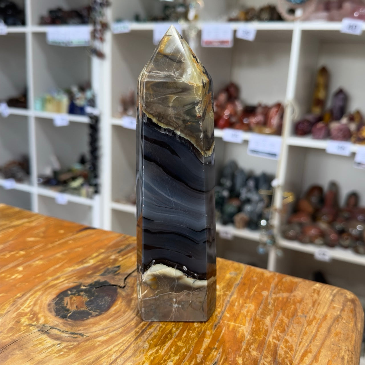 Volcanic Agate Tower | 583g