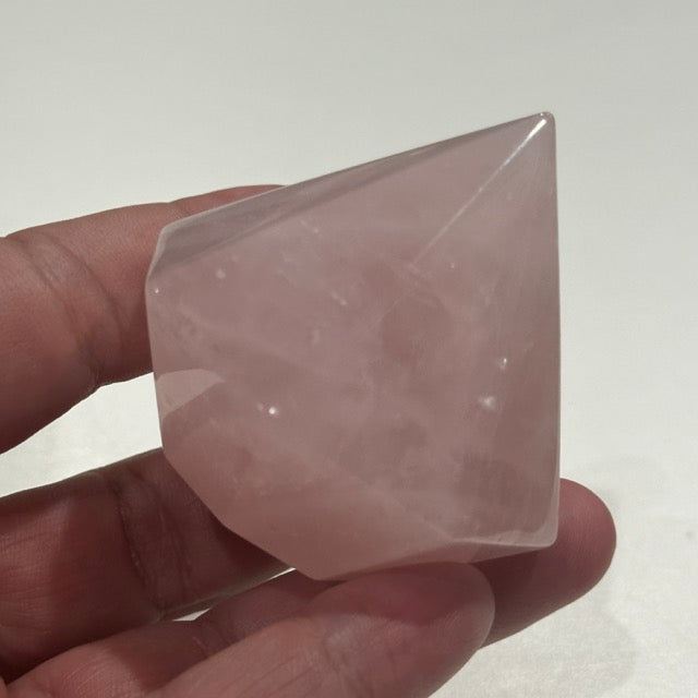 Rose Quartz Diamond Shape