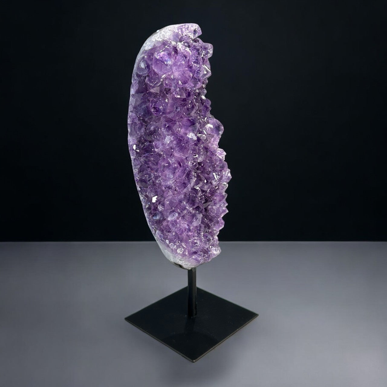 Amethyst Freeform on Stand | 883g