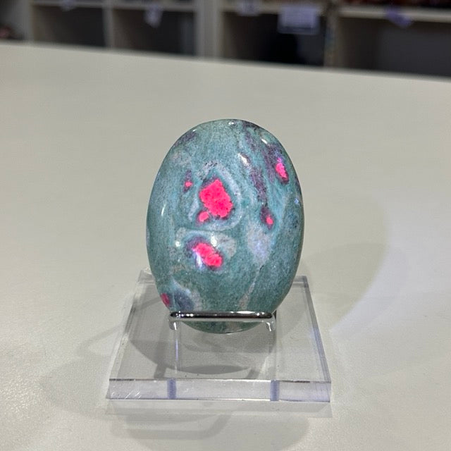 High Grade Ruby Fuchsite Palm Stone with Display Stand | 136g